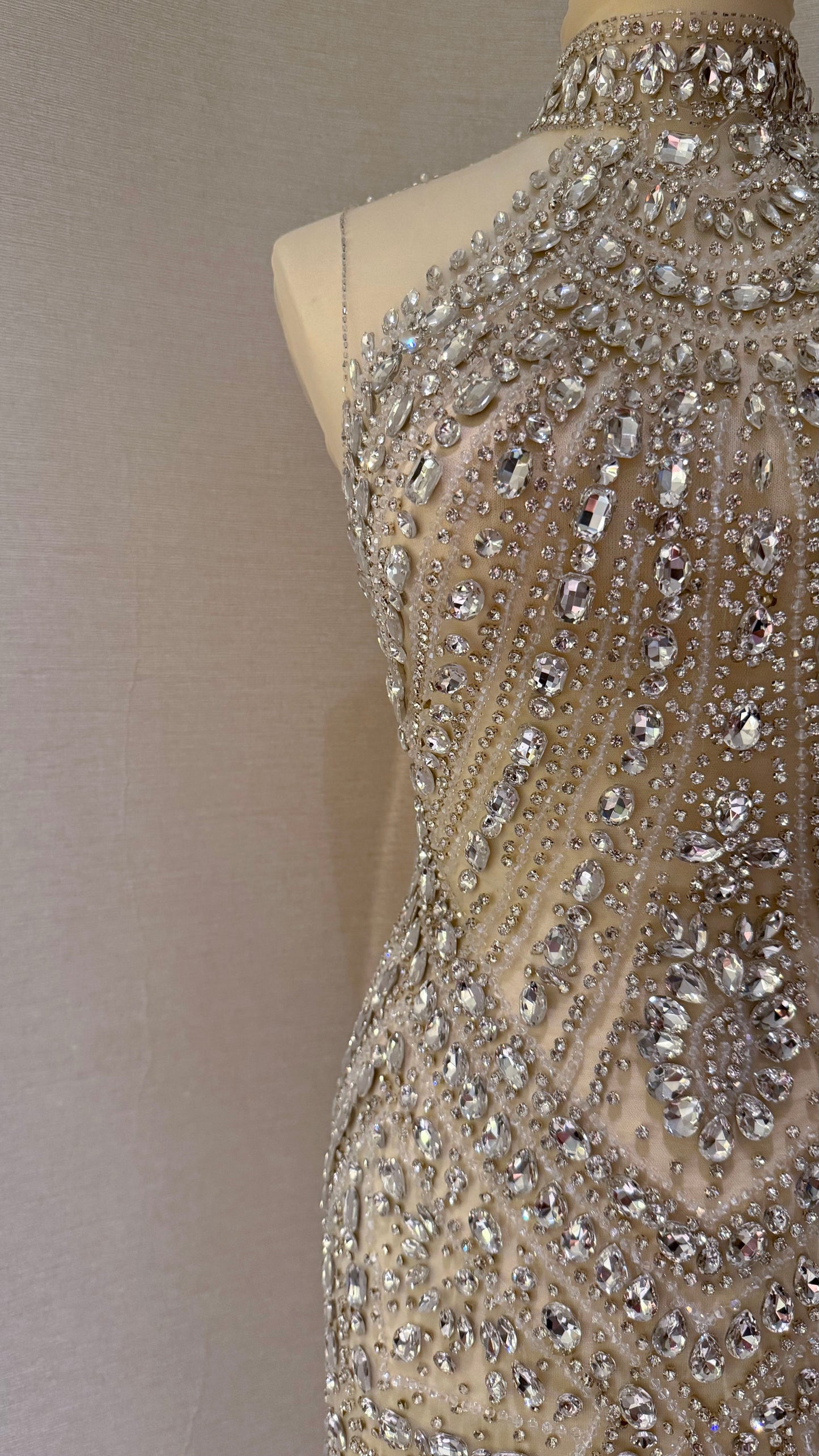 Auvrienne Luxury Dress – Elegant, Unstitched, and Made to Impress - TumaCouture