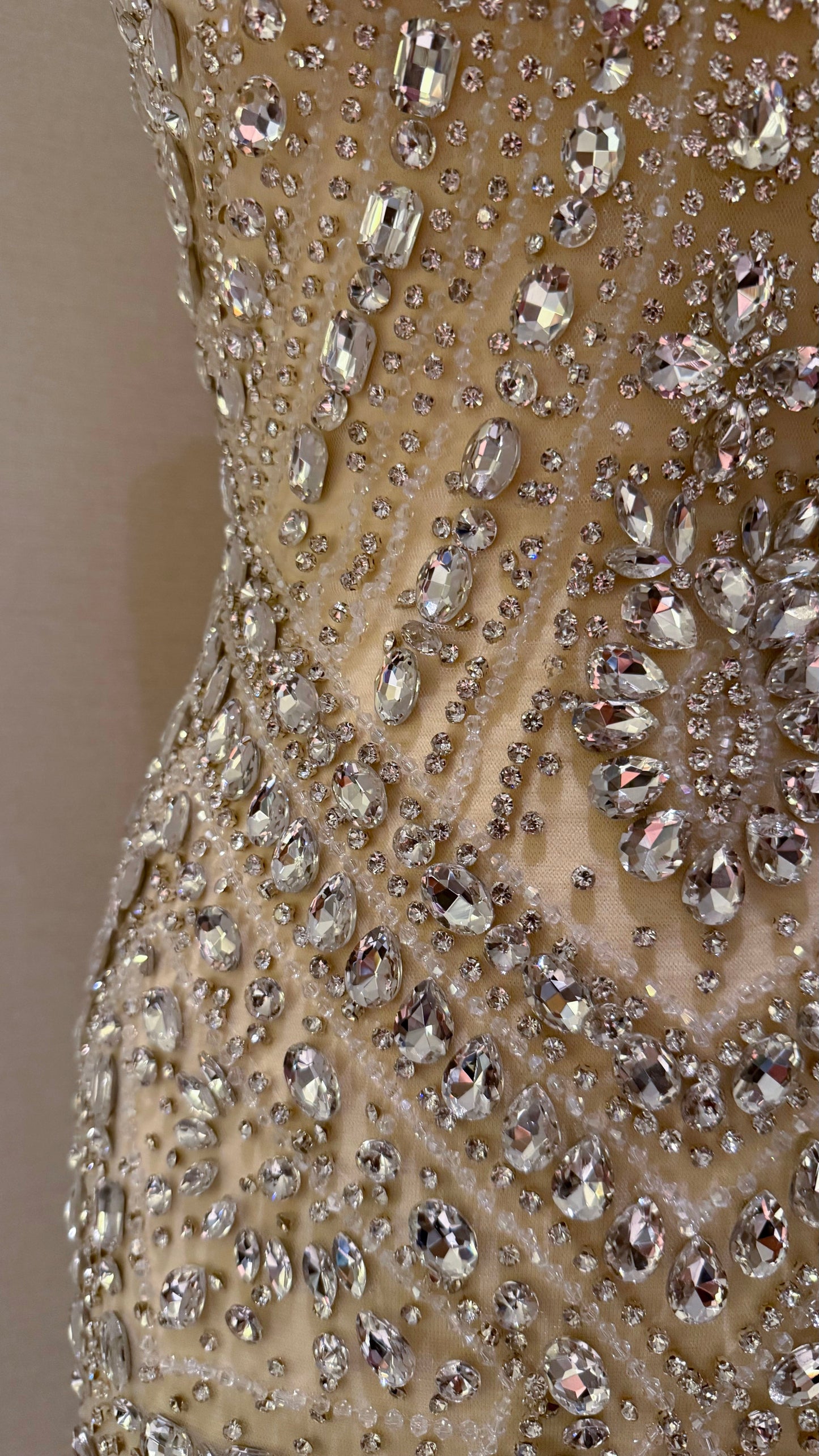 Auvrienne Luxury Dress – Elegant, Unstitched, and Made to Impress - TumaCouture