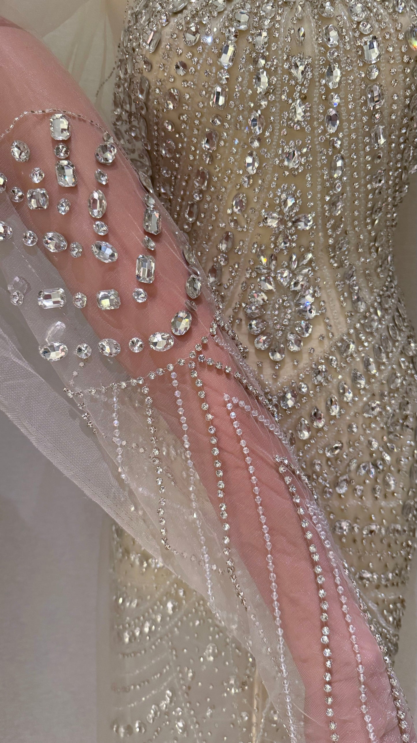 Auvrienne Luxury Dress – Elegant, Unstitched, and Made to Impress - TumaCouture