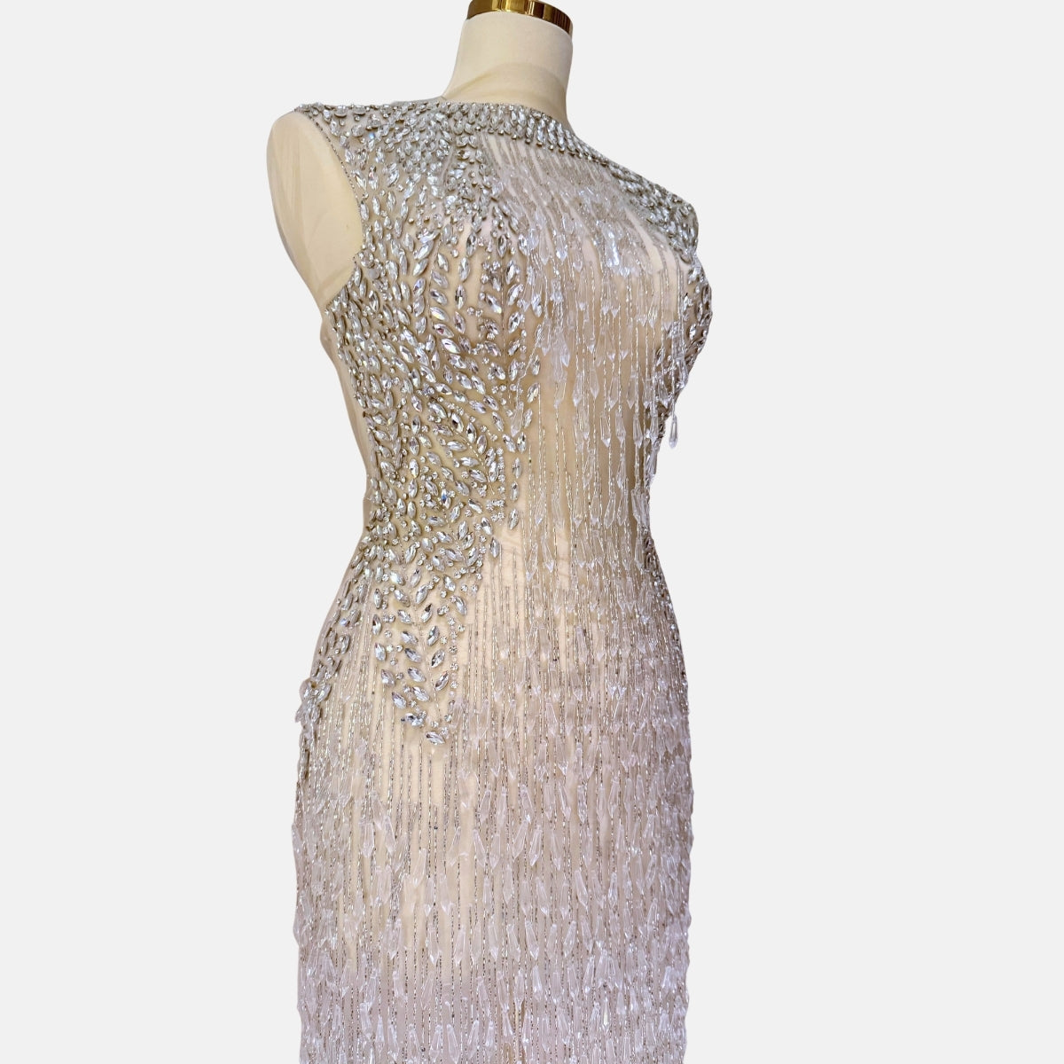 Calvessa Luxury Dress – Short, Stylish & Customizable