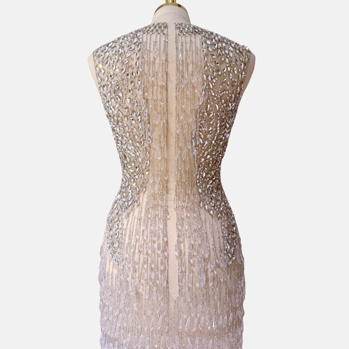 Calvessa Luxury Dress – Short, Stylish & Customizable