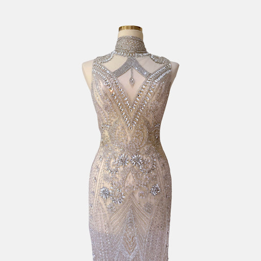 Iveresse Unstitched Dress – Luxe Fabric, Elegant Style TumaCouture