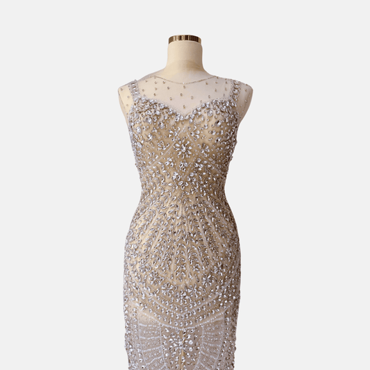 Vaelisse Elegant Unstitched Dress – Your Luxury Choice TumaCouture
