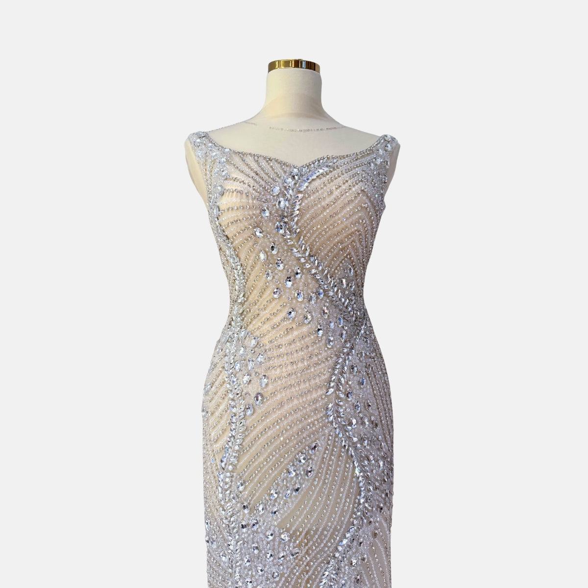 Calvéra Unstitched Dress | Elegant, High-End, and Unstitched TumaCouture