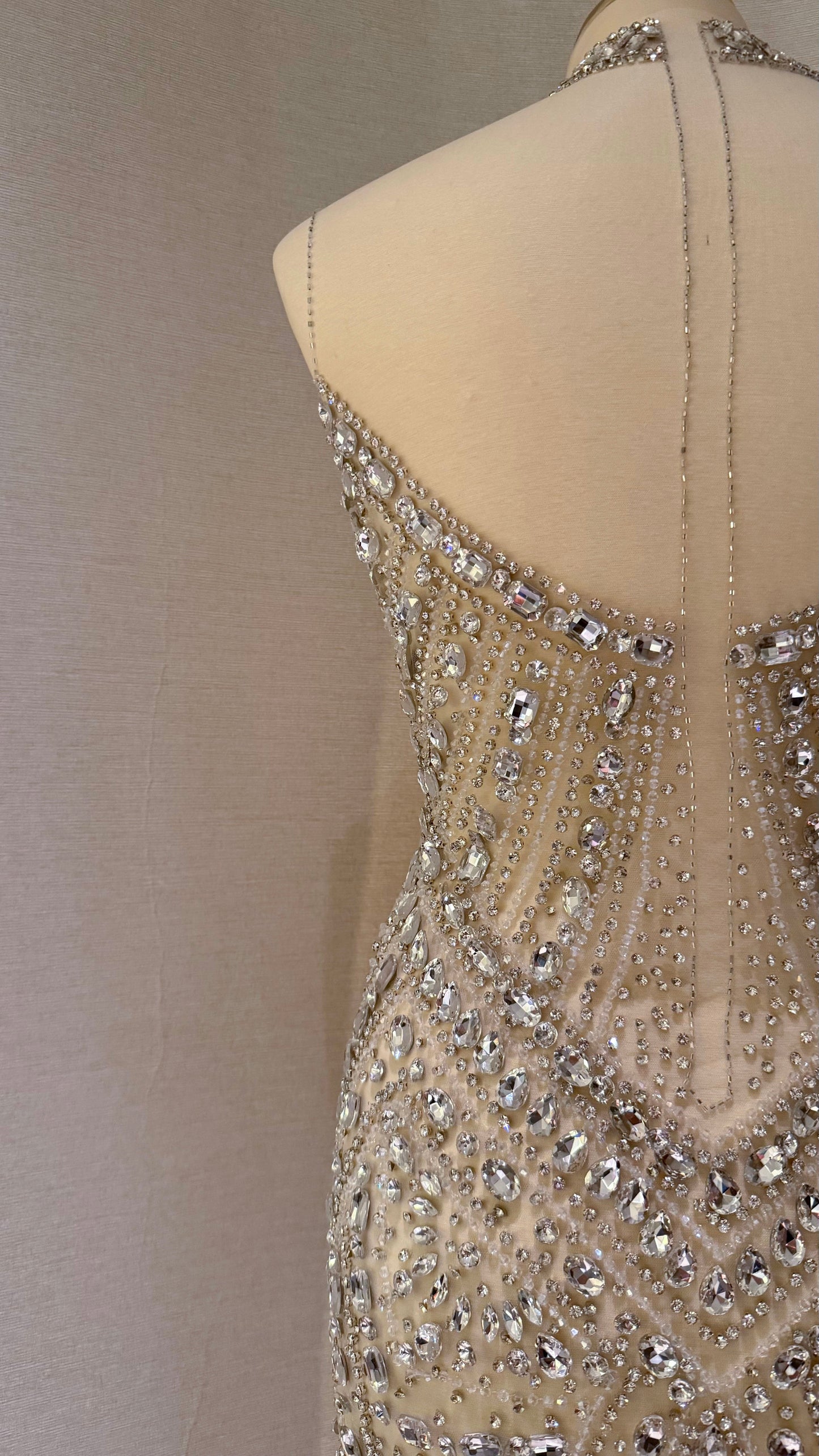 Auvrienne Luxury Dress – Elegant, Unstitched, and Made to Impress - TumaCouture