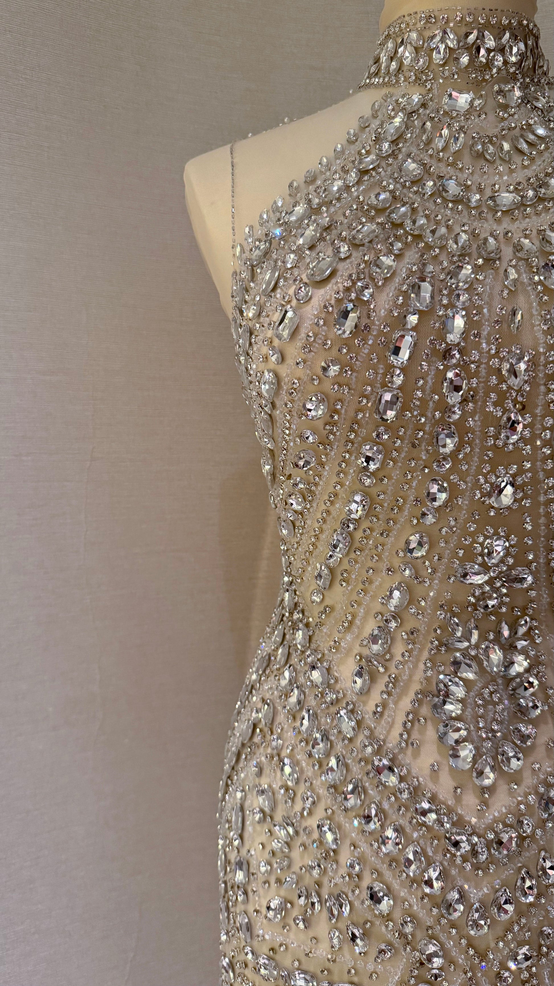 Auvrienne Luxury Dress – Elegant, Unstitched, and Made to Impress - TumaCouture