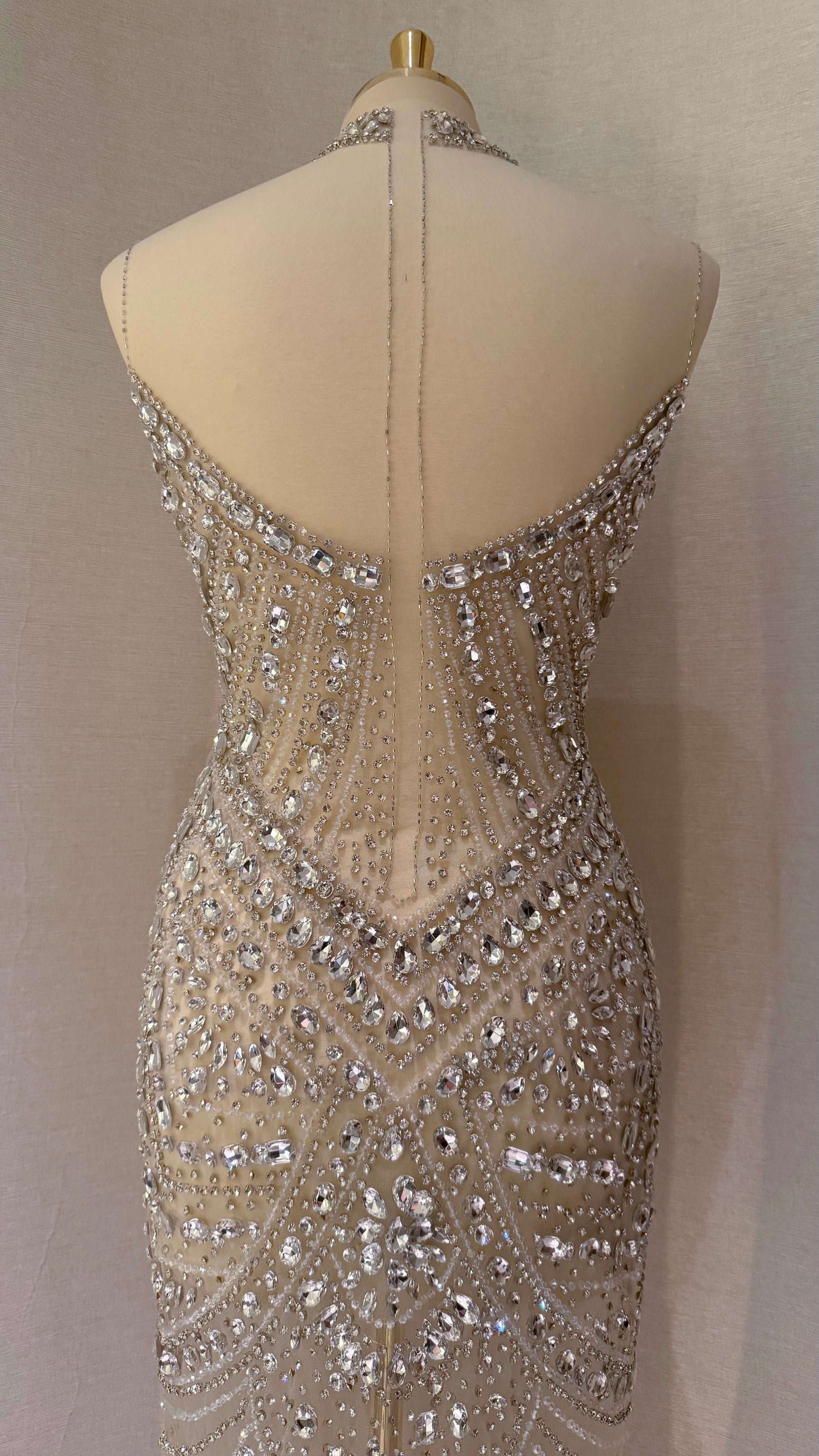 Auvrienne Luxury Dress – Elegant, Unstitched, and Made to Impress - TumaCouture