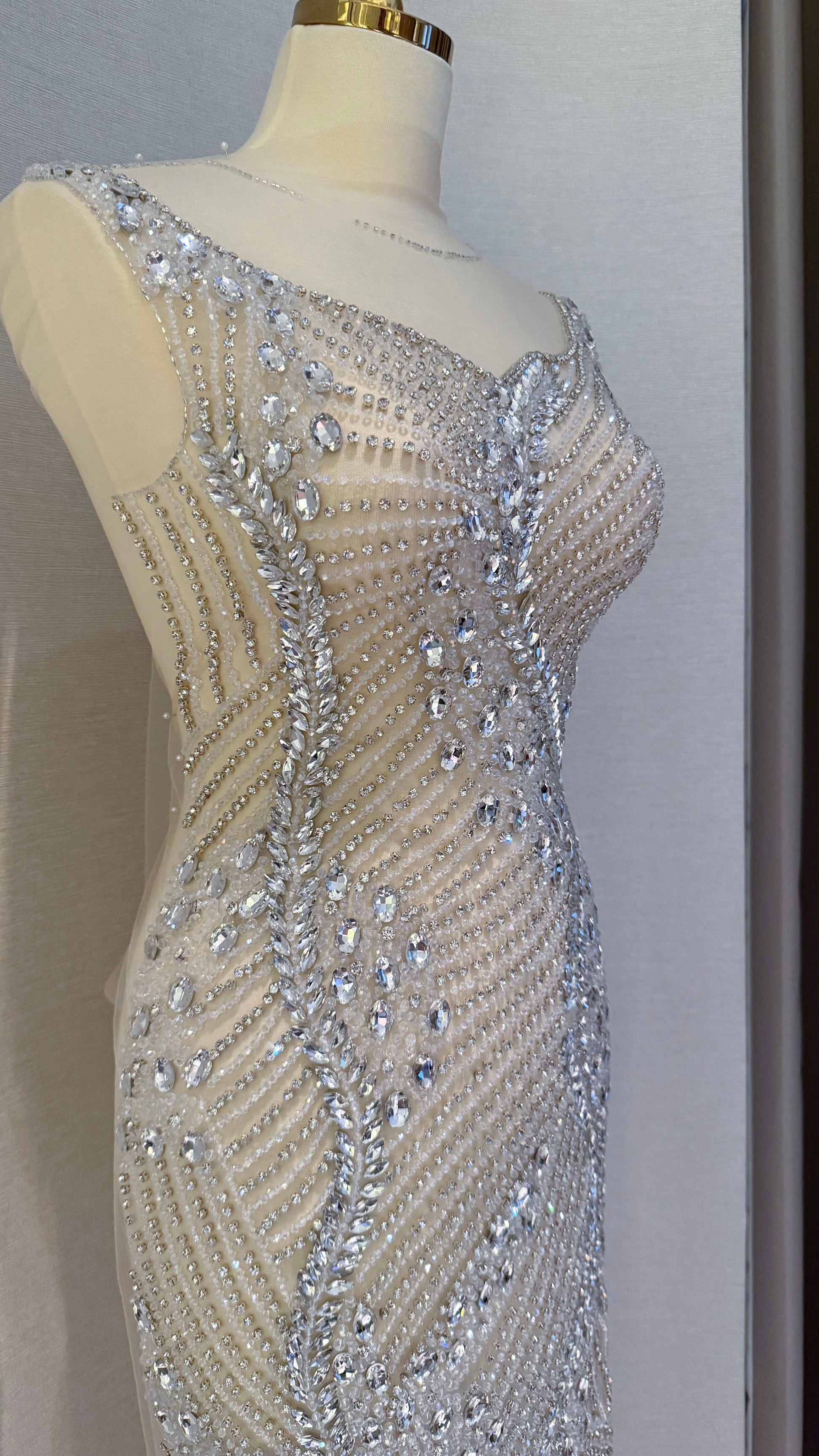 Calvéra Unstitched Dress | Elegant, High - End, and Unstitched - TumaCouture