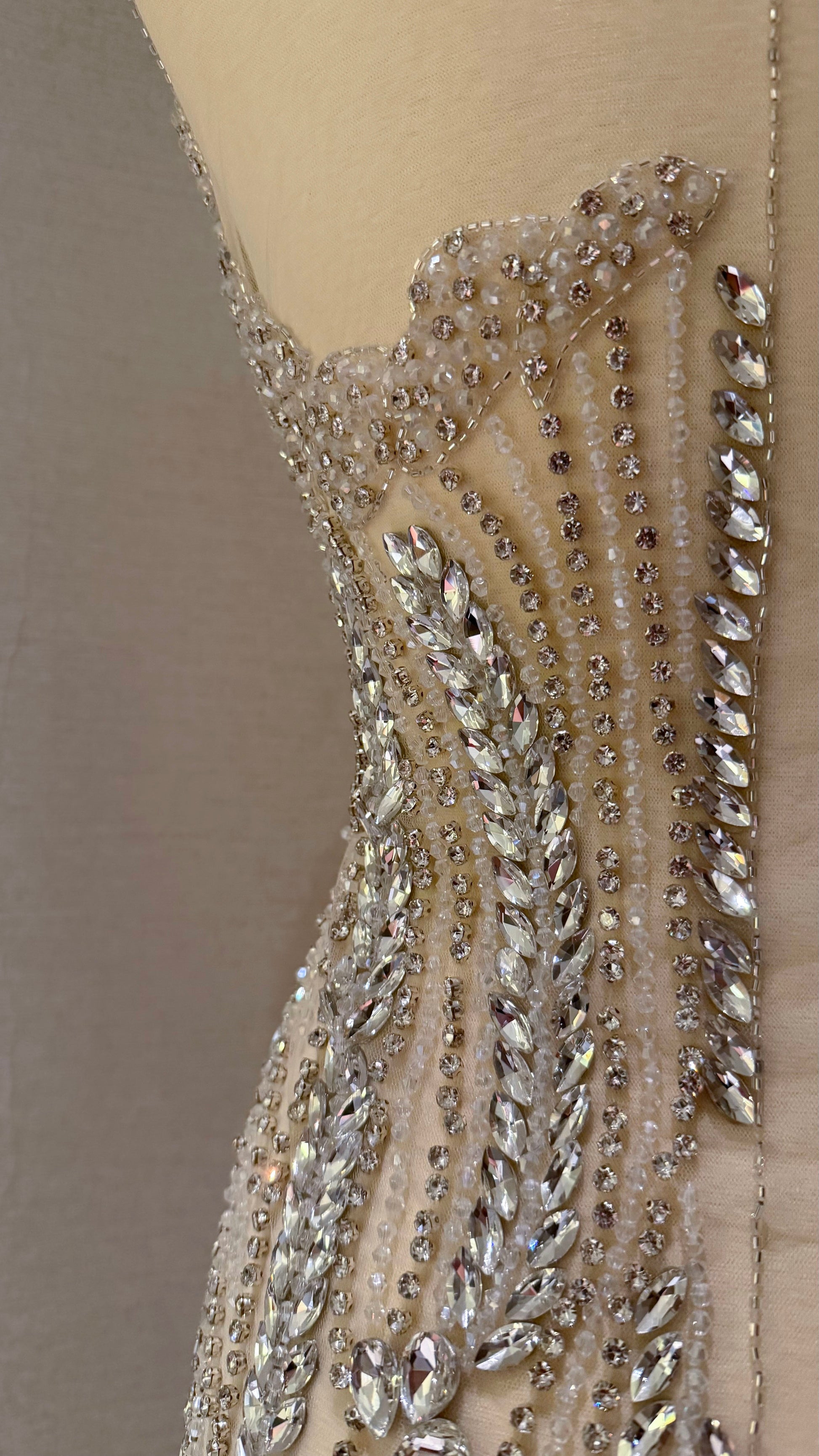 Célenor Luxury Unstitched Dress – Perfect for Any Occasion - TumaCouture