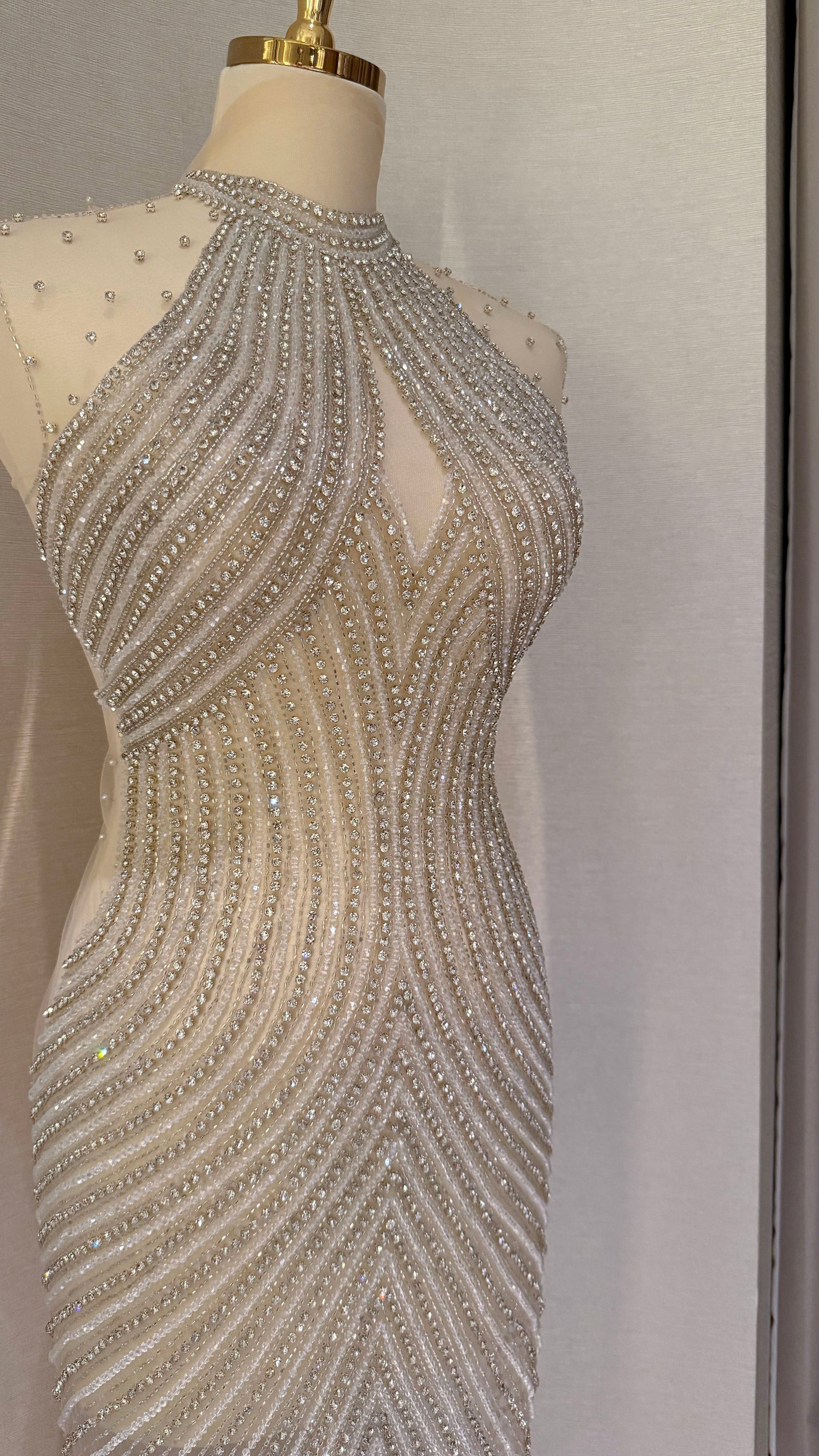 Dravène Dress – Premium Unstitched Luxury - TumaCouture
