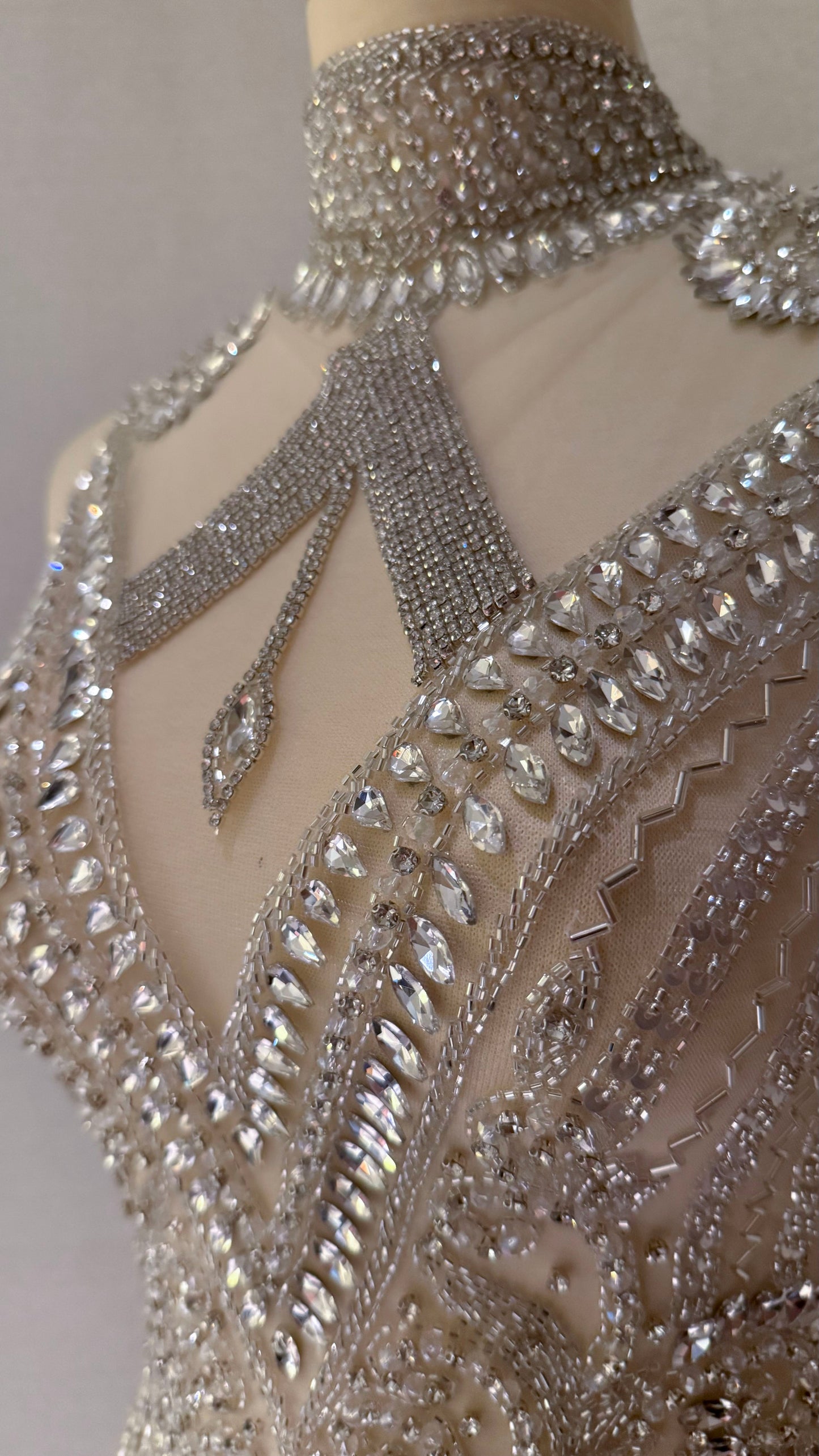 Iveresse Unstitched Dress – Luxe Fabric, Elegant Style - TumaCouture