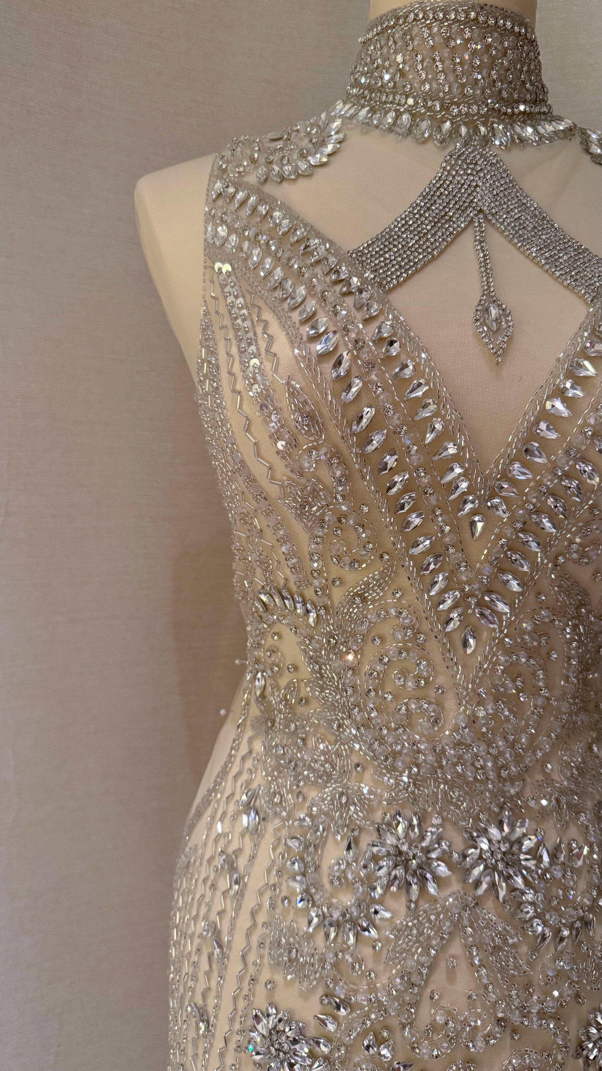 Iveresse Unstitched Dress – Luxe Fabric, Elegant Style - TumaCouture