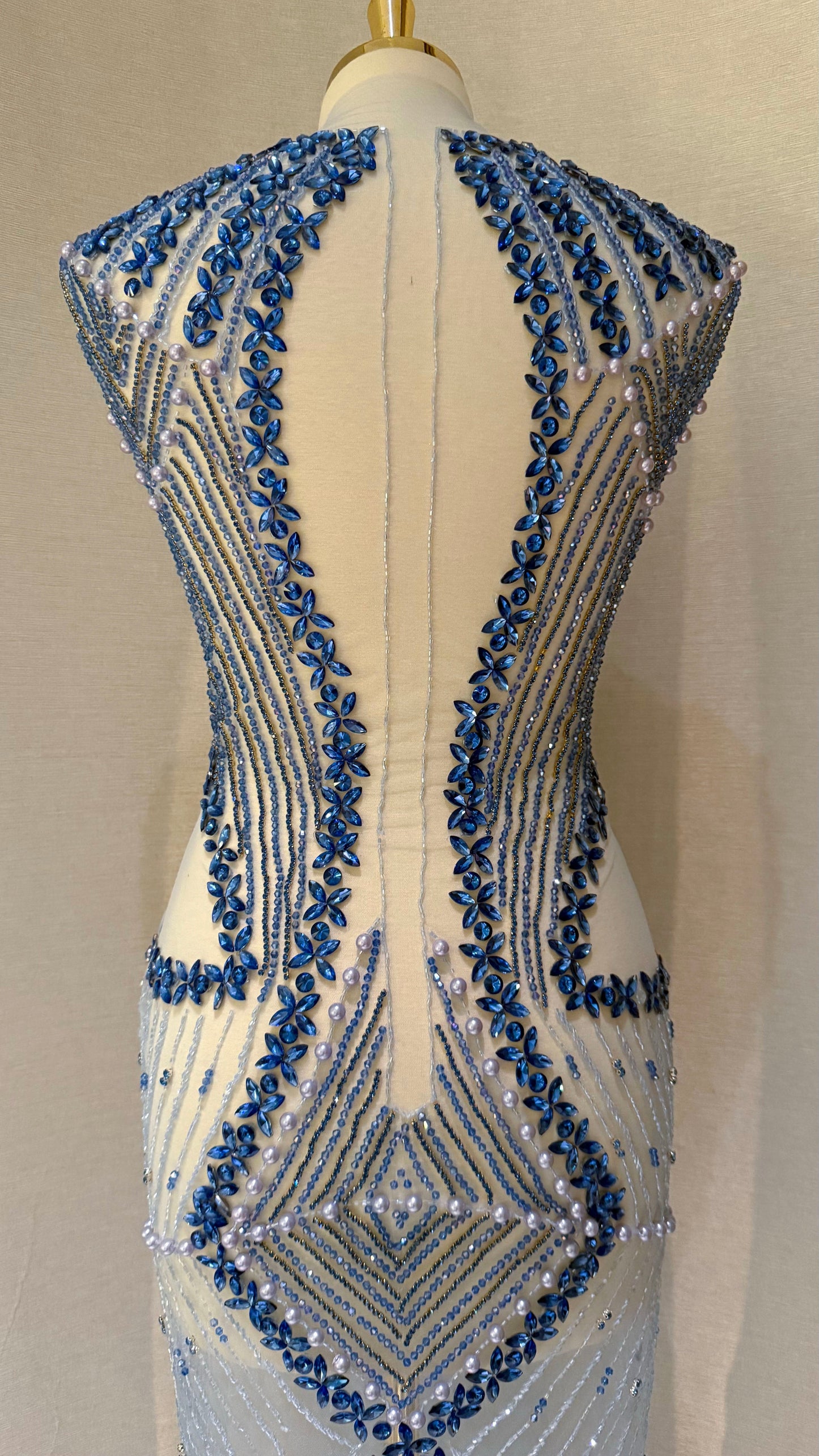 Jévrine Luxury Dress – Unstitched Dress Perfection - TumaCouture