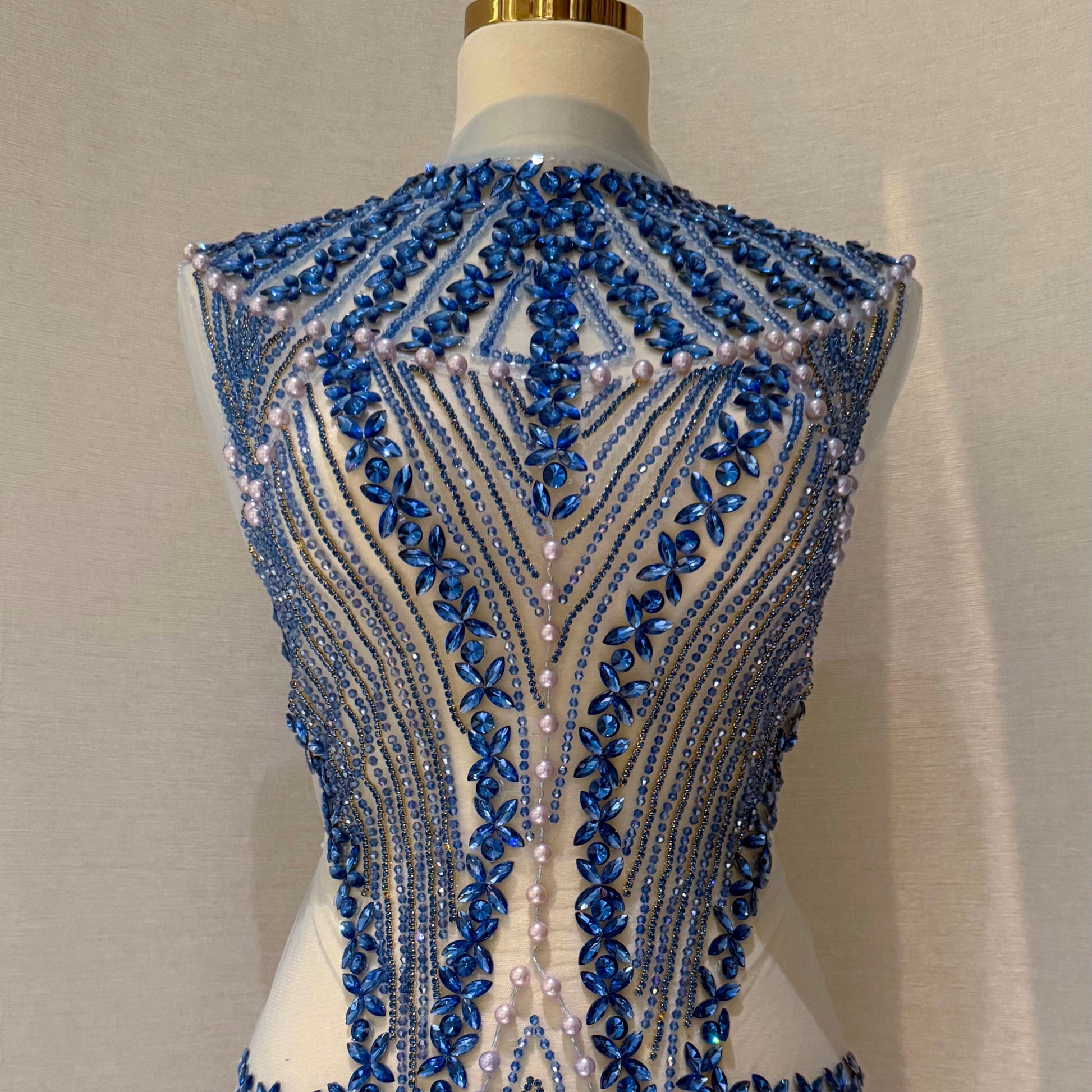 Jévrine Luxury Dress – Unstitched Dress Perfection - TumaCouture