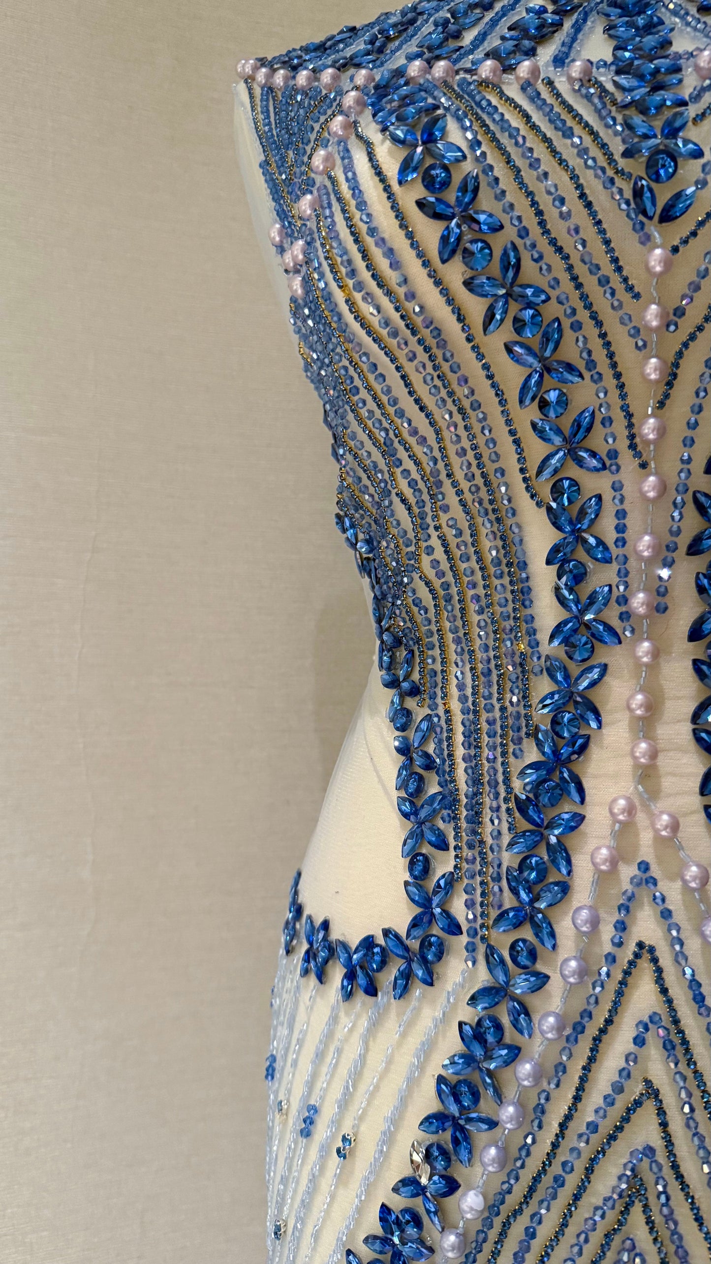 Jévrine Luxury Dress – Unstitched Dress Perfection - TumaCouture